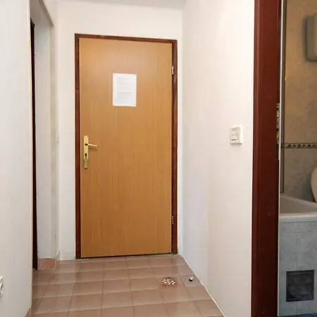Apartman Molunat 3544e *